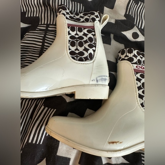 Coach Winter and Rain Boots - Picture 3 of 4